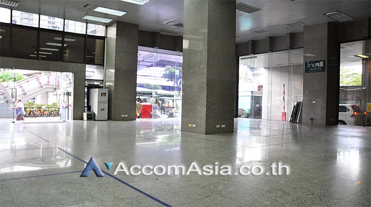 5  Office Space For Rent in Charoen Nakhon ,Bangkok BTS Krung Thon Buri at Thai Sri Tower AA13896